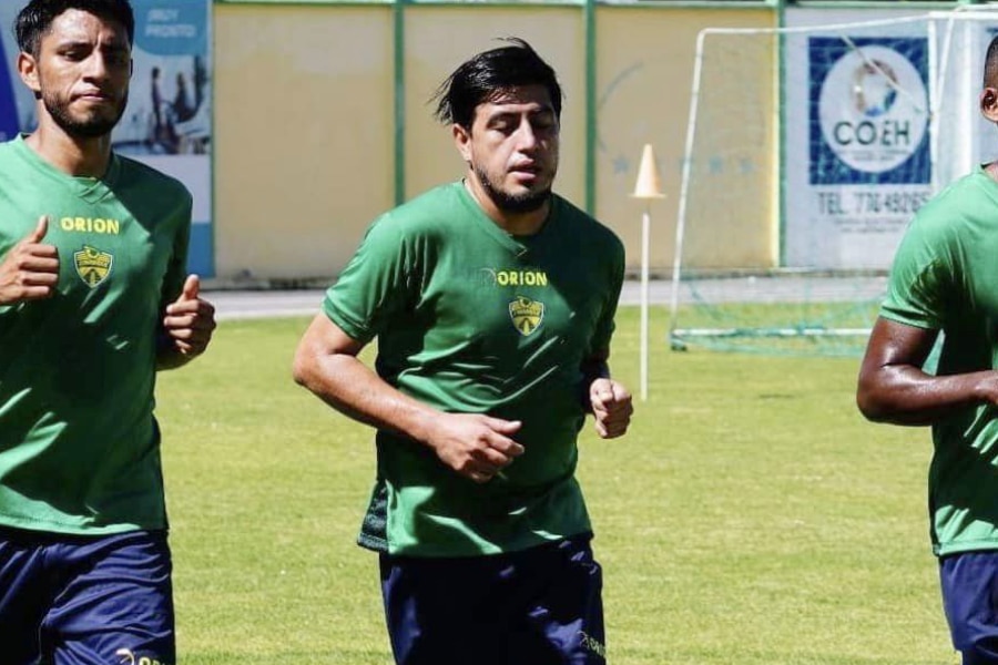 Jonathan Vel Squez Se Une A La X Guatefutbol